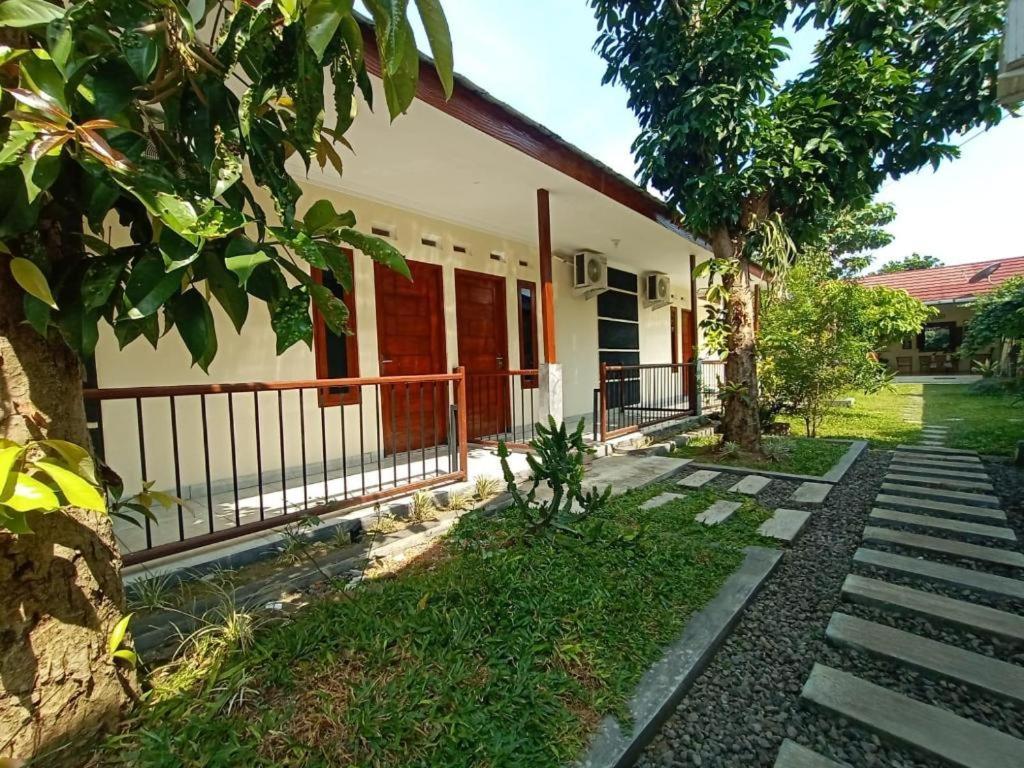 Express O 91578 Villali Jogja Джок'якарта Екстер'єр фото